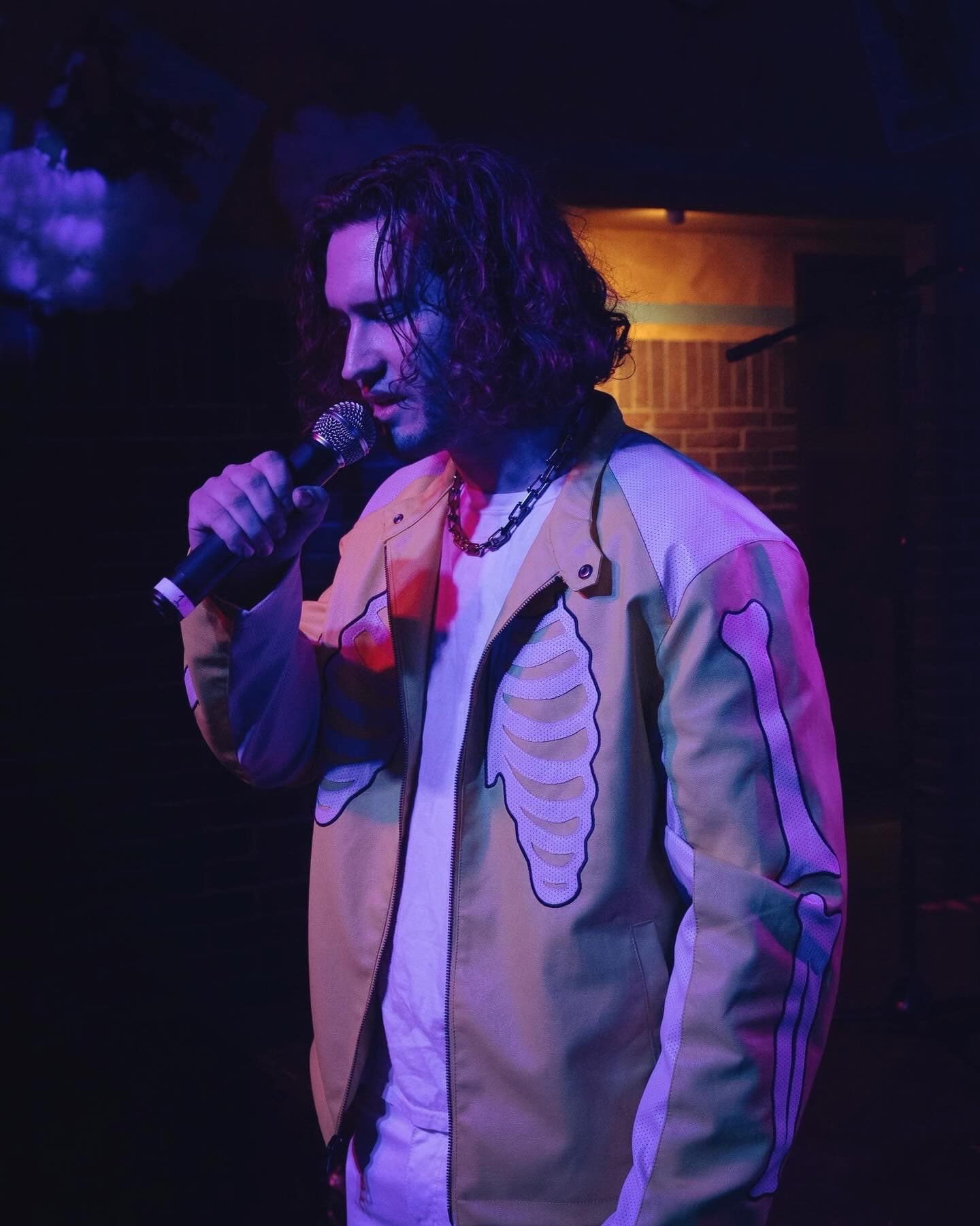 Mic in Hand